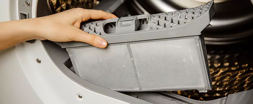 Signs Of A Clogged Dryer Lint Trap in White Plains, New York
